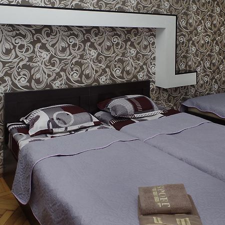 Fifth Element Hotell Tbilisi Exteriör bild